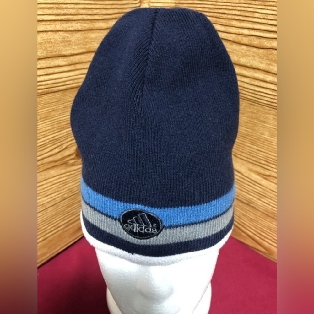 💫Adidas Reversible Vintage Striped Navy Blue Gray Skully/ White Fleece Beanie